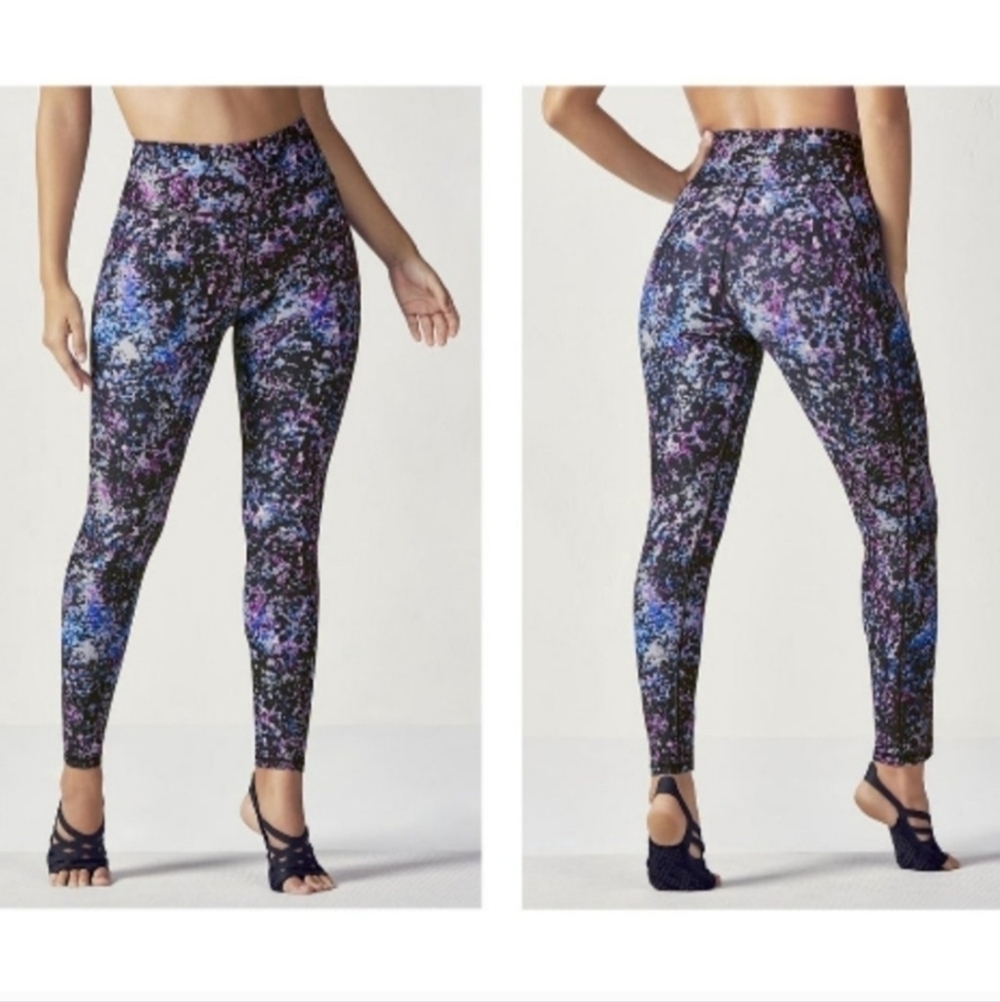 Fabletics Lisette High Waisted Legging The Up & Coming Metallic Pebble Print XXL